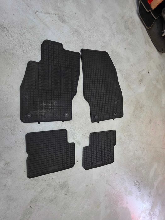 Dywaniki Gumowe Opel Corsa D