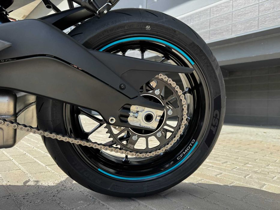 Мотоцикл CFMOTO 675NK В наявності.