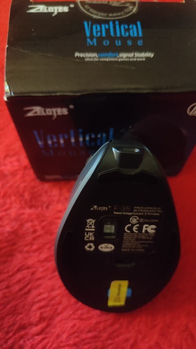 Rato Vertical -Vertical Mouse Wireless. Shipped with USPS Ground Advan