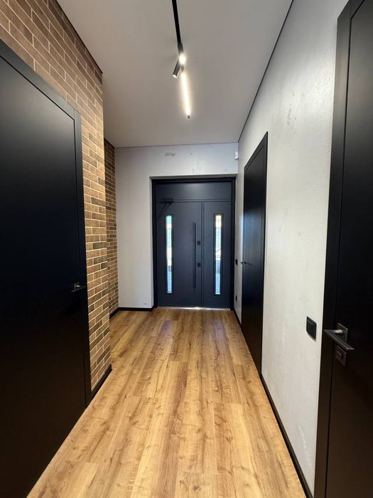 Продаж сучасного будинку на масиві Гармонія