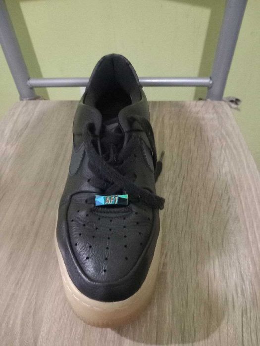 Кросівки original nike air force AF-1 розмір eur-36,5 можливий торг