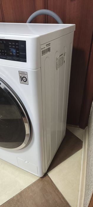 Пральна машина LG 7 кг пралкосушарка