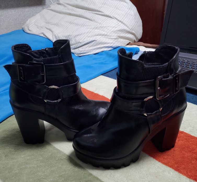 Сапожки, Ботильони вигідна пропозиція