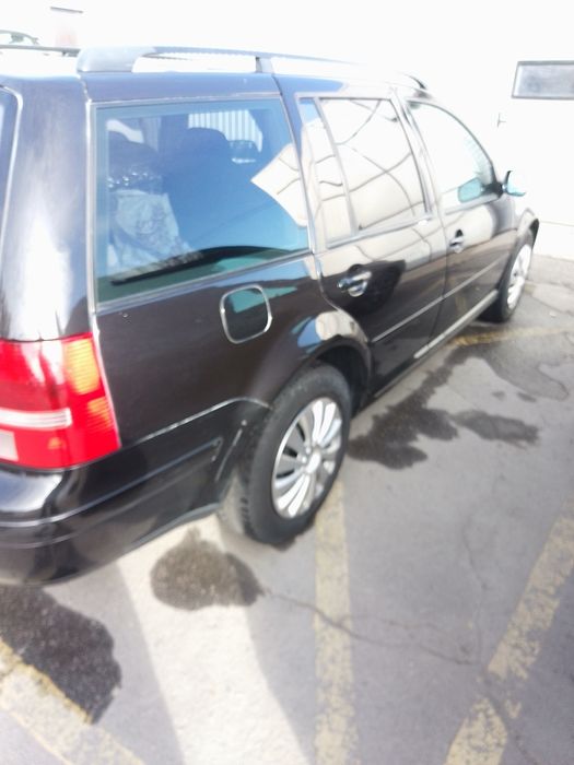 Aвто Volkswagen Golf