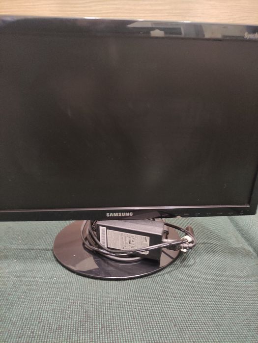 ЖК Монiтор SAMSUNG .