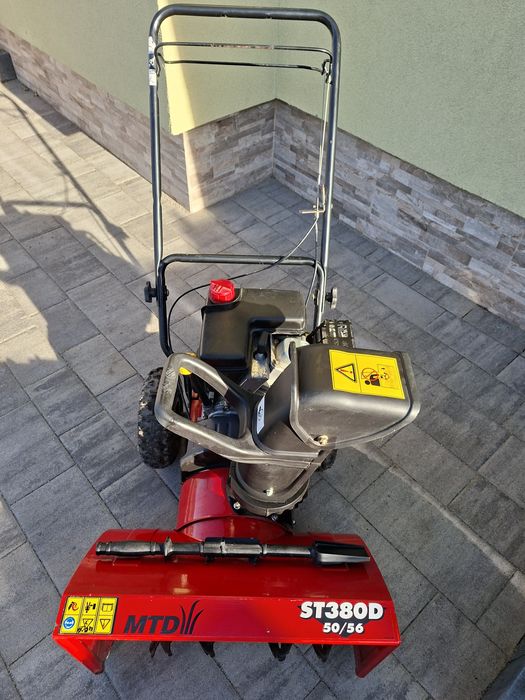 Odśnieżarka spalinowa z napędem MTD