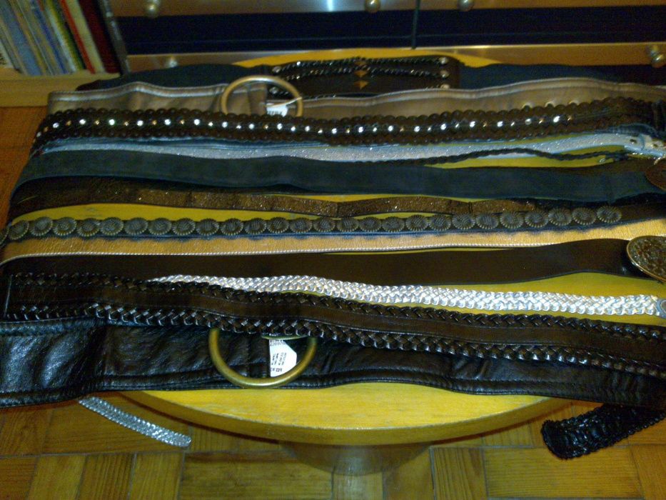 30 cintos (diversos) para mulher