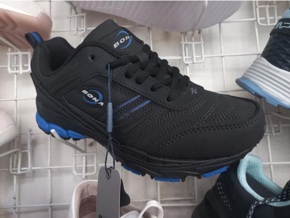 Кросівки макасини  bona