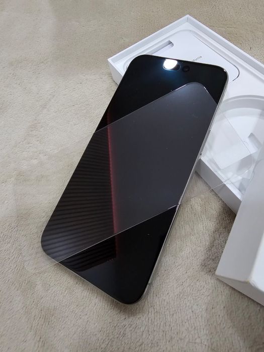 Iphone 15 pro max 256GB em excelente estado geral