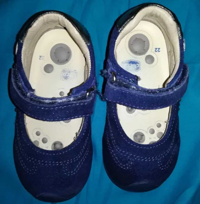 Sapatos Chicco tamanho 22