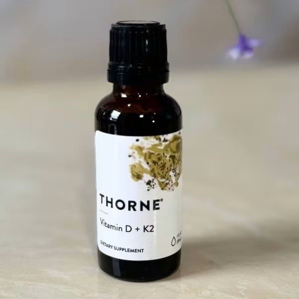 Thorne рідкий вітамін D + K2, 25 мкг [1000 МО], 30 мл. Д3 К2