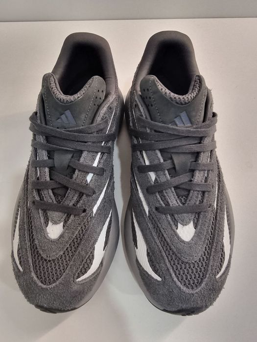 Кросівки Adidas Lightblaze