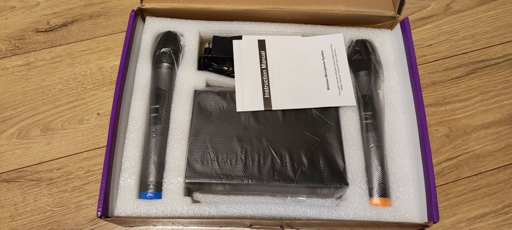 Bezprzewodowy mikrofon karaoke VOCAL ARTIST