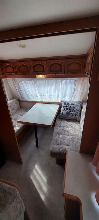 Караван кемпінги будинок на колесах кемпінг автодом