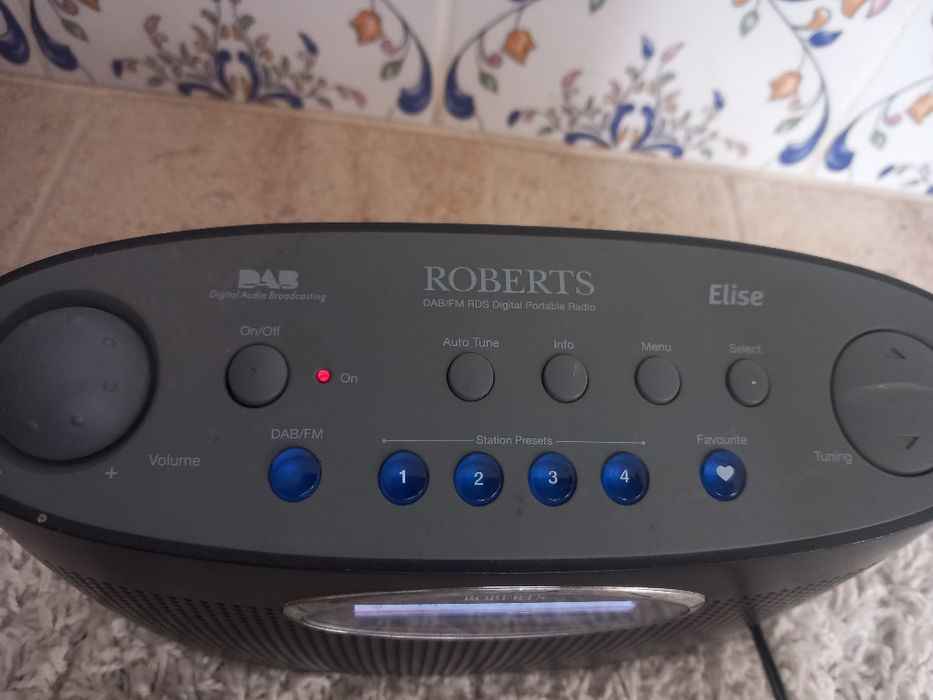 Radio digital Roberts FM/DAB