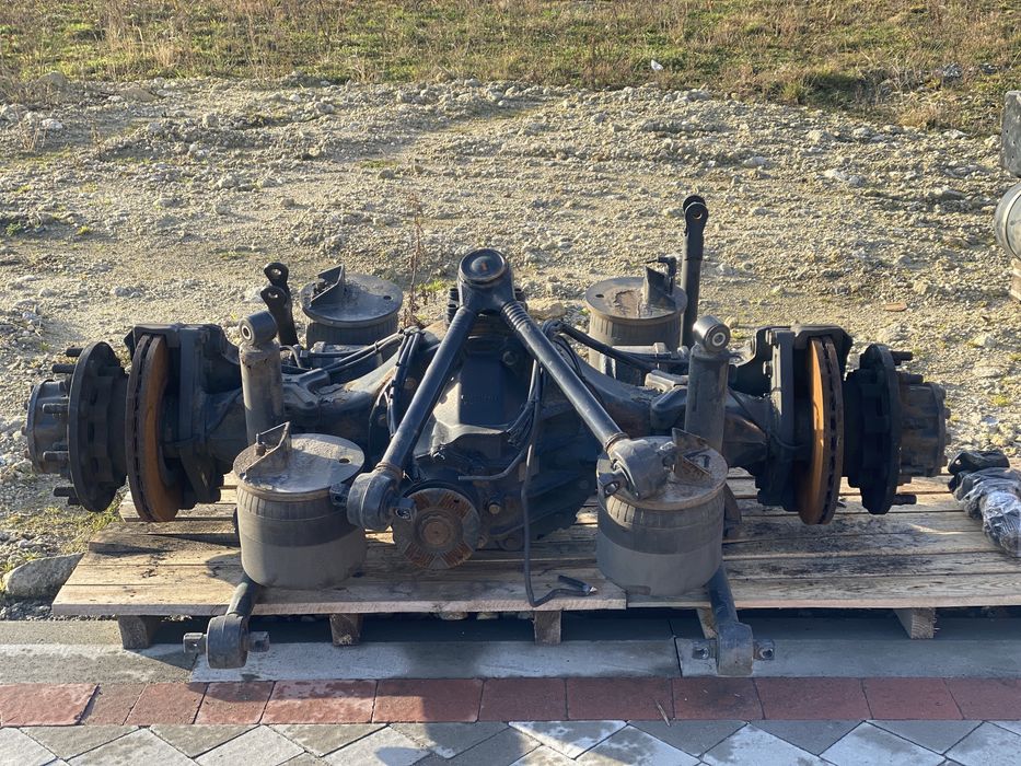 Міст MAN TGS балка, лінивець