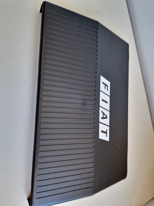 Grelha capot Fiat 127 PANDA Marbella R5 NOVO entrada ar