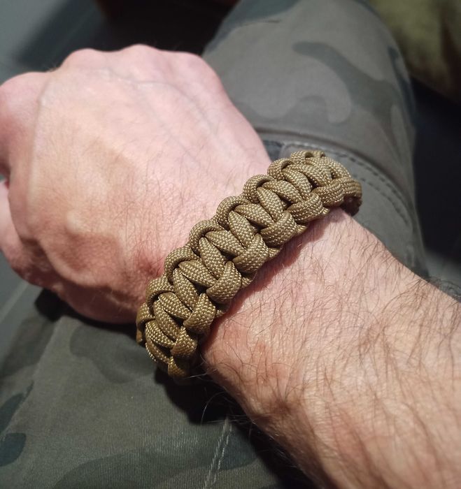 Bransoletka Survivalowa Mad Max z pięknie zdobioną szeklą z czaszką