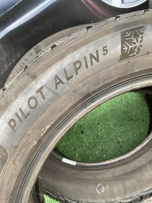 225/55 R18 Michelin Pilot Alpin 5, 19г пара шин зимних.