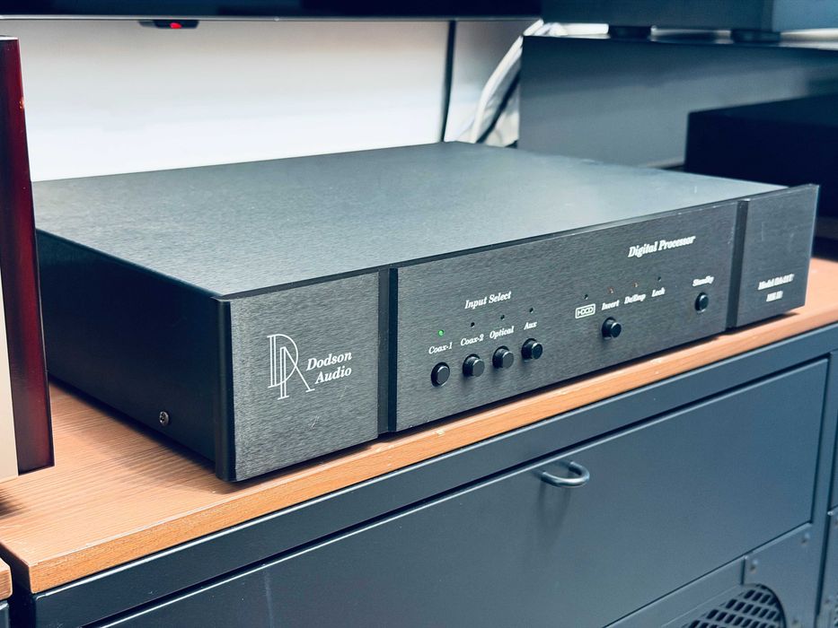 Dodson DA-217 MK II — американский мультибитный ЦАП, категория A у Absolute Sound ℹ️ чипы Burr-Brown K-grade, R2R | США, 220В, комплект документов