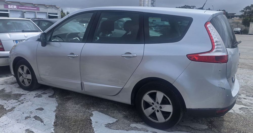 Renault Grand Scénic 1.5 dCi Bose Edition 7L