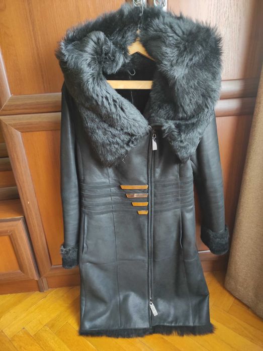 Дуже гарна натуральна дубльонка