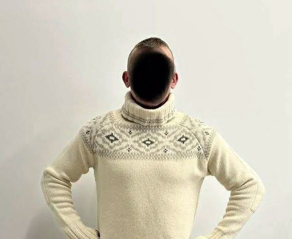 Devold golf sweter męski L/XL 100%wełna 
100%wełna 
rozmiar L/XL 
Osob