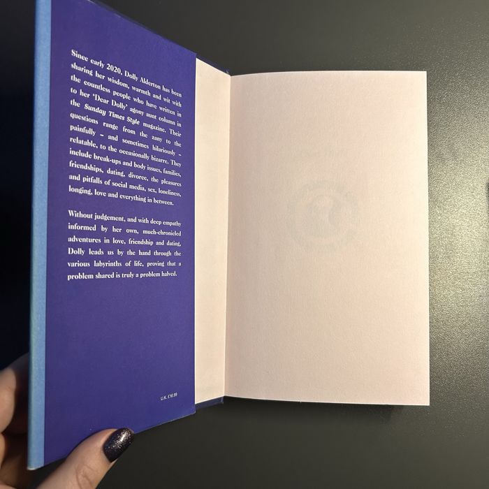 Книга в оригіналі англійською Dear Dolly Dolly Alderton