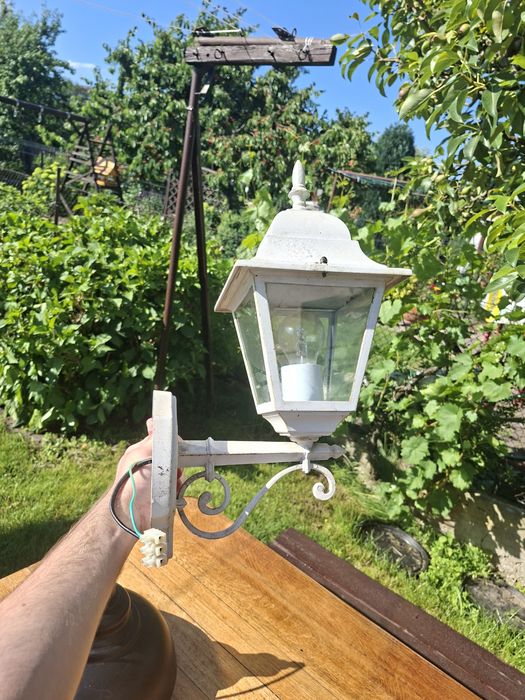 Lampa zewnętrzna