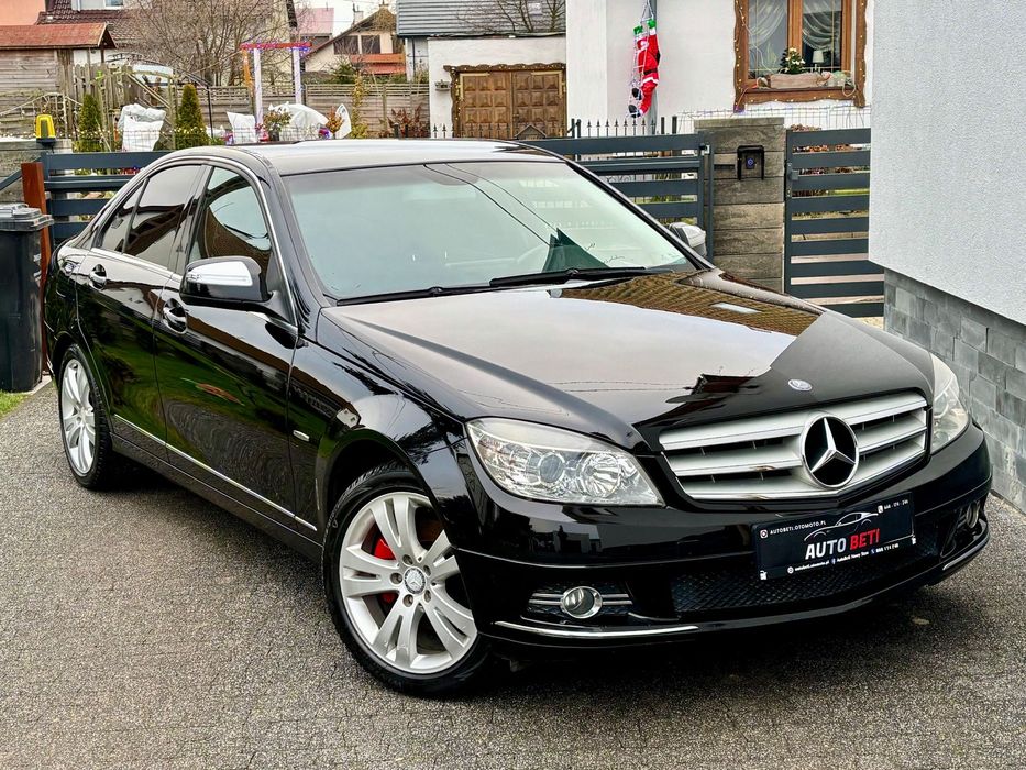 Mercedes-Benz Klasa C C200 184KM benzyna automat 230tyś sedan /ALU17/Carplay/półskóry/bdb