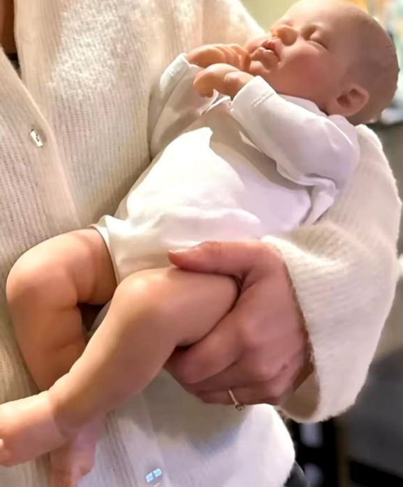 Nowa Lalka reborn jak prawdziwe dziecko, jak żywa butelka, smoczek,
