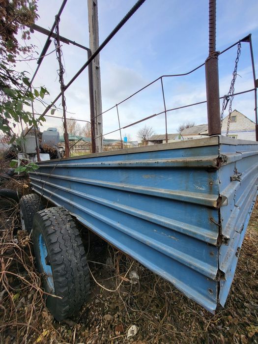 Продам причеп двухосний