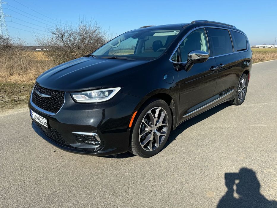 Chrysler Pacifica Limited Niski przebieg Bezwypadkowy