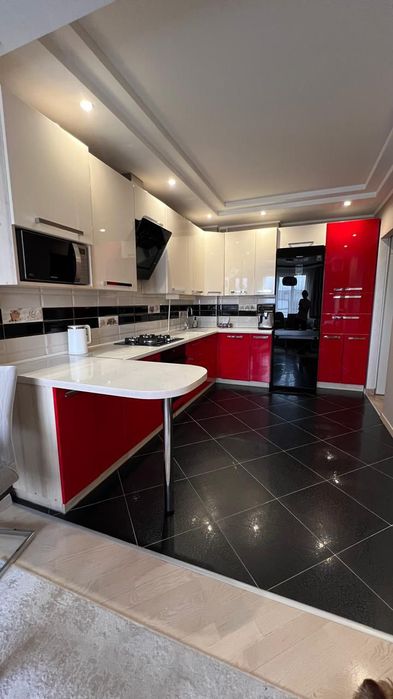 Продаж 2- кімнатної квартири по вулиці Кн. Ольги 4/9 ц, 62 м/кв, кімна