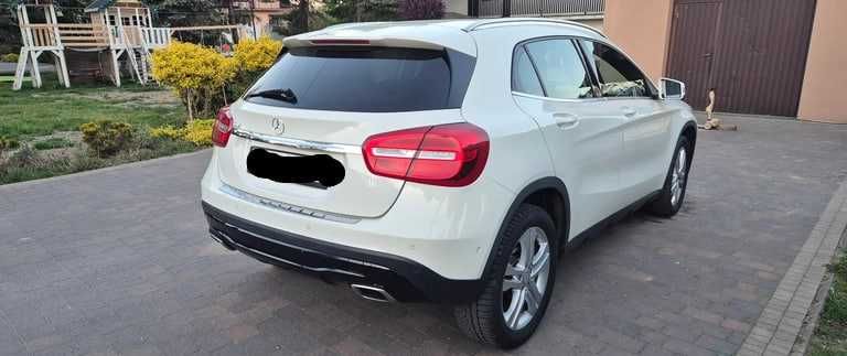 Mercedes-Benz GLA 2016