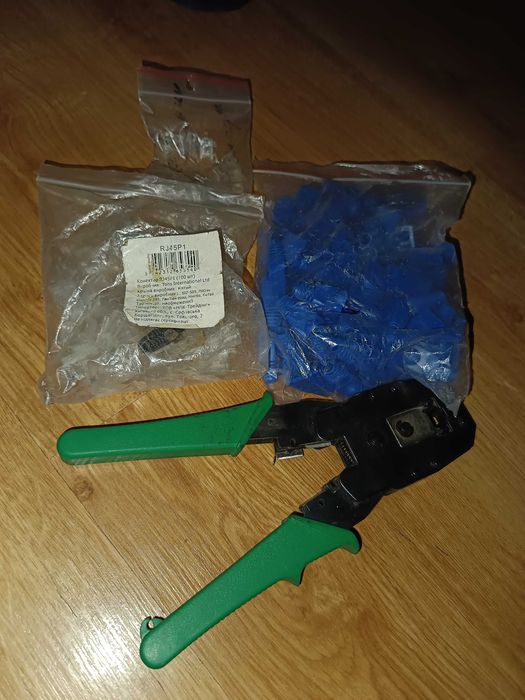 Тестер Генератор VGA сигнала Зажимы сетевых кабелей RJ45 RJ11 RJ12