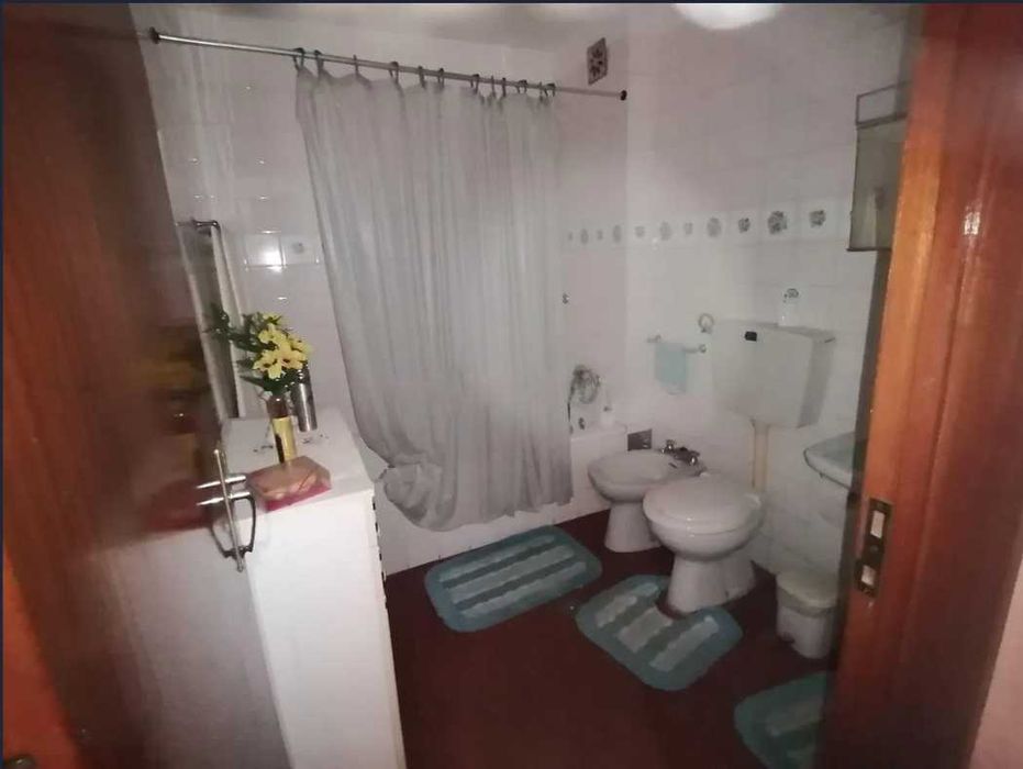 Apartamento T2. Ao ano. Beja. Vários requisitos.