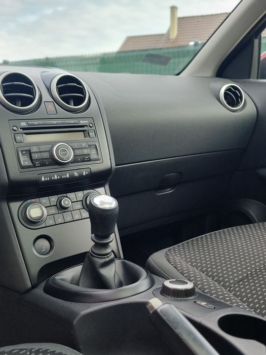 Piękny Nissan Qashqai