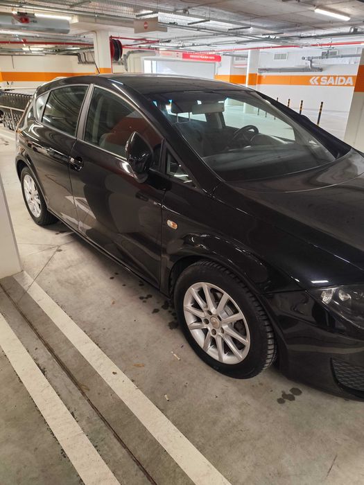 SEAT Leon 1.6 TDI de 03/2011,(caixa automática) foto 3