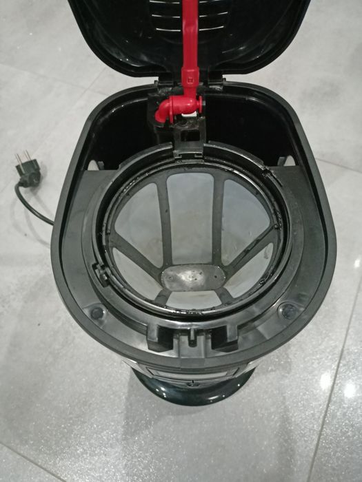 Ekspres przelewowy Russell Hobbs