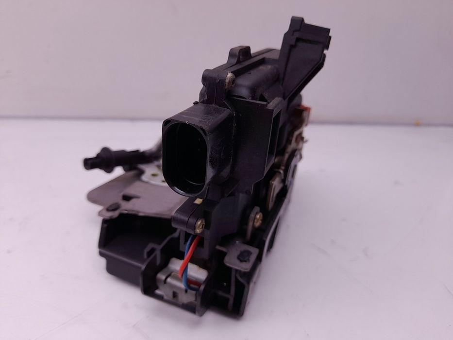 Fechadura / fecho porta frente direito AUDI A4 Avant (8E5, B6)