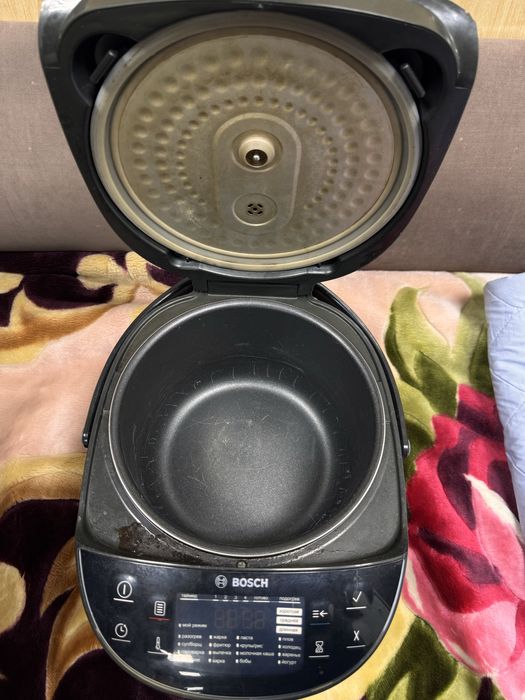 Мультиварка Bosch AutoCook модель MUC22B42RU  або cnmc01a