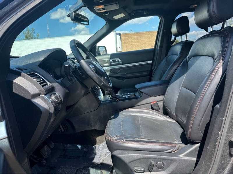 2017 Ford Explorer Sport