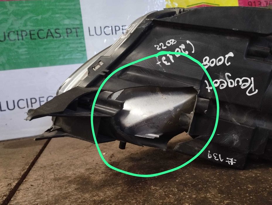 Otica Direita Peugeot 2008 I | 102485