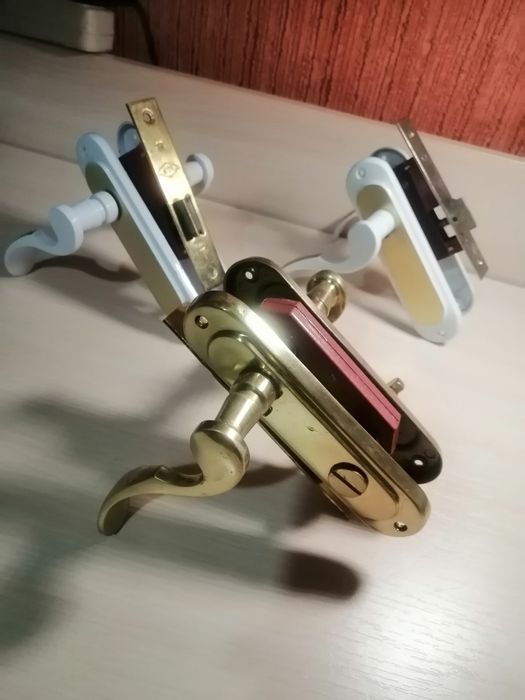 Замок дверной межкомнатный