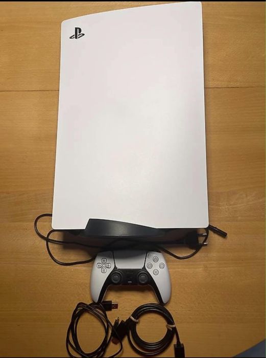 PlayStation 5 PS5 825GB com Comando e Caixa