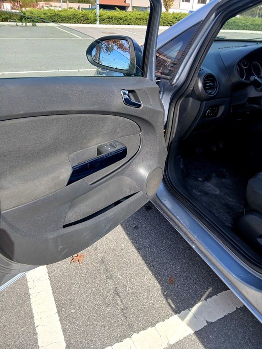 Opel corsa 1.3 cdti