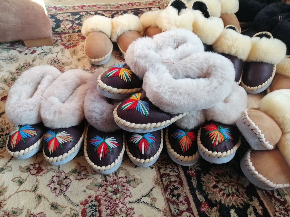 Kapcie, pantofle, skóra naturalna, góralskie zakopianki