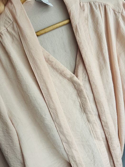 Koszula wiazana pod szyja L