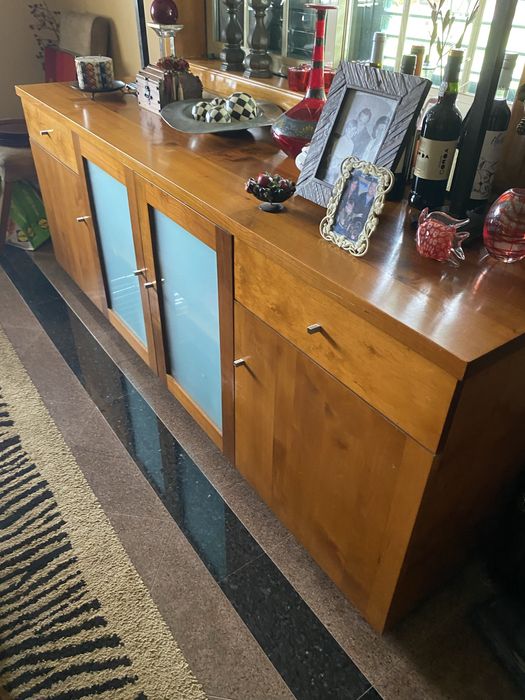 Movel aparador louceiro